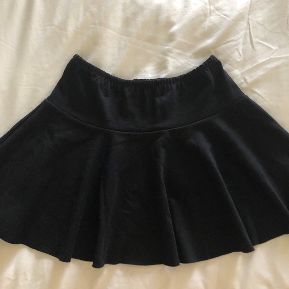 Rare American Apparel Skater Skirt - Picture 3 of 4